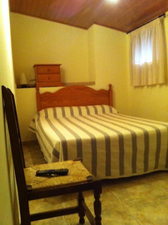 Apartamentos Turisticos Rosario Camarena de la Sierra Extérieur photo